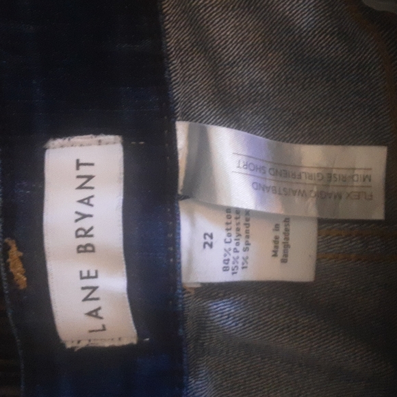 Lane Bryant Midrise Girlfriend Cargo Shorts Sz 22 - Picture 3 of 3